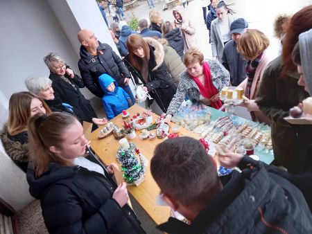 Read more: FRAMA Seonice izradila prigodne darove za Božićne blagdane