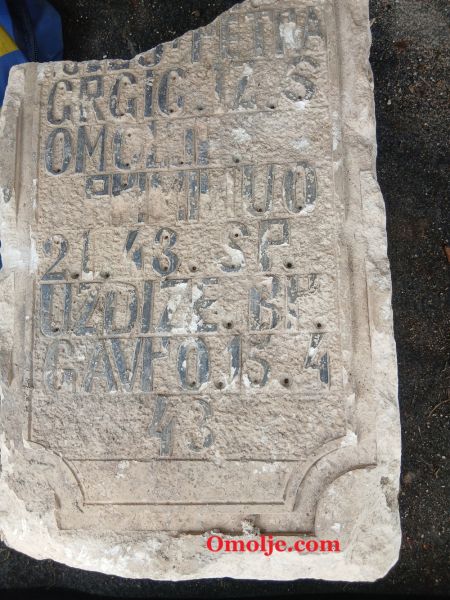 Read more:  Tragom pronađenog polomljenog križa: partizanski zločin i kulturocid nad obitelji Grgić iz Omolja