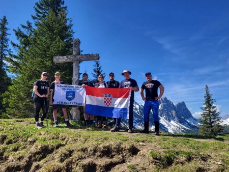 Read more: Duvanjski orlovi zaposjeli Švicarske vrhove