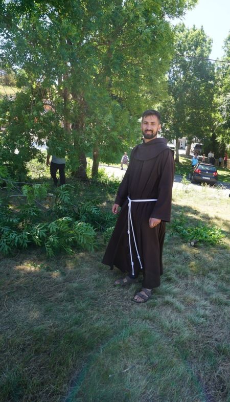 Read more: Župa Seonica uređuje crkveni okoliš uoči dviju velikih proslava