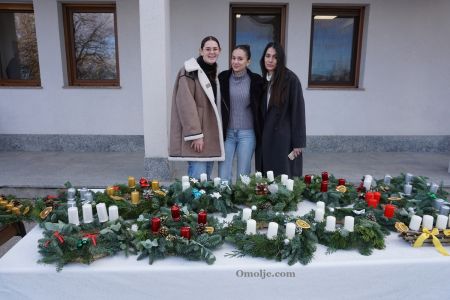 Read more: FRAM-a župe Seonica izrađivali Adventske vijence za vjernički puk