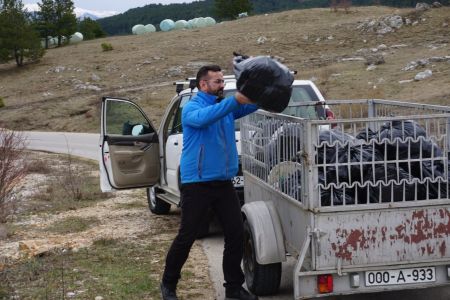 Read more: Župa Seonica, Fra Sretan Ćurčić i Framaši za Dan voda prikupili sto vreća smeća od Crvenica do...
