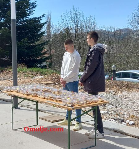 Read more: Framaši razveselili župljane raznovrsnom ponudom kolača na Uskrs