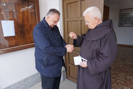 Read more: Takmičenje u tucanju jajima sa fra Gabrijelom Miočem