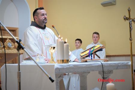 Read more: Obredi Velikog Četvrtka u Seonici