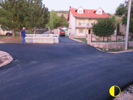 Read more: Započelo asfaltiranje Vujine ulice
