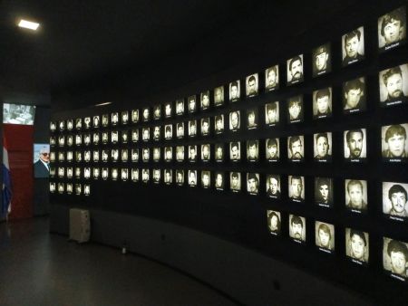gallery1