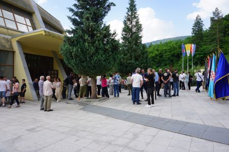 gallery1