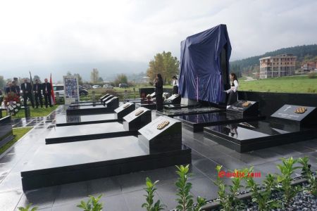 gallery1