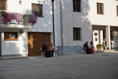 gallery1