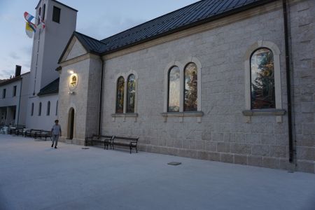 gallery1