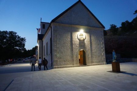 gallery1