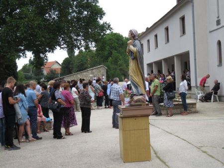 gallery1