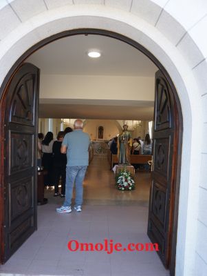 gallery1