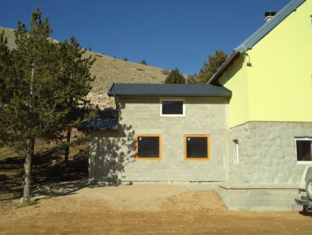 gallery1
