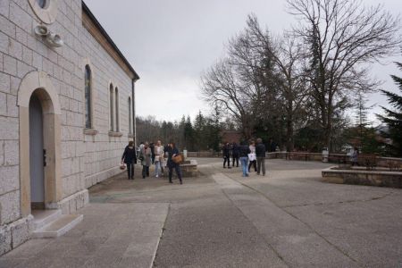 gallery1